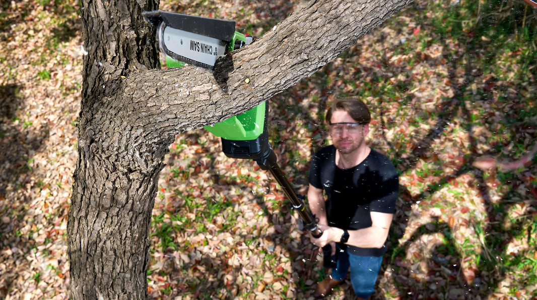 One-Tool-Two-Solutions-The-NovorikX-20V-2-in-1-Cordless-Pole-Saw-for-Tree-Trimming NovorikX